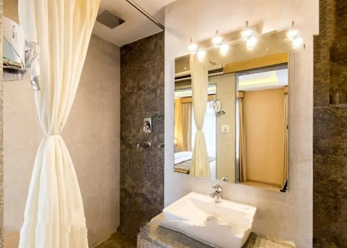 Boudha Boutique 3*