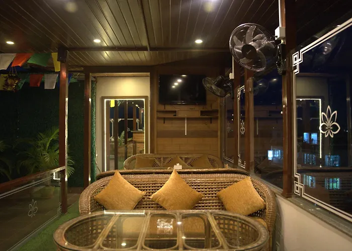 Boudha Boutique 3*